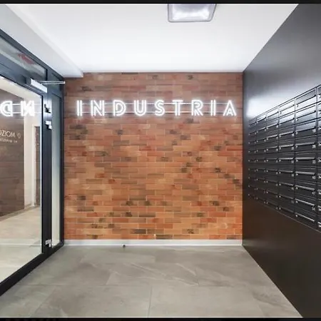 公寓 First House 比得哥什